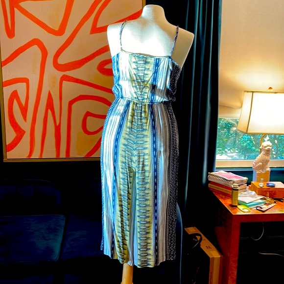 BCBG ROMPER - Picture 2 of 2